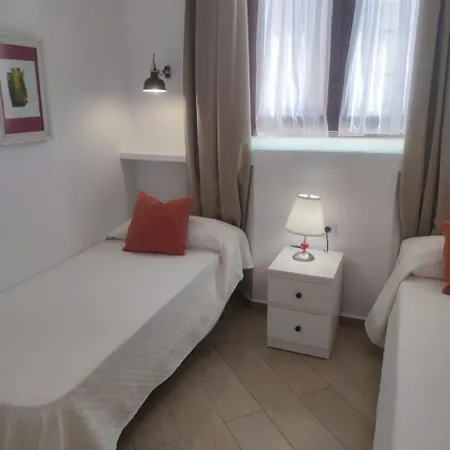 Апартаменты Luz De La Bahia Cadiz